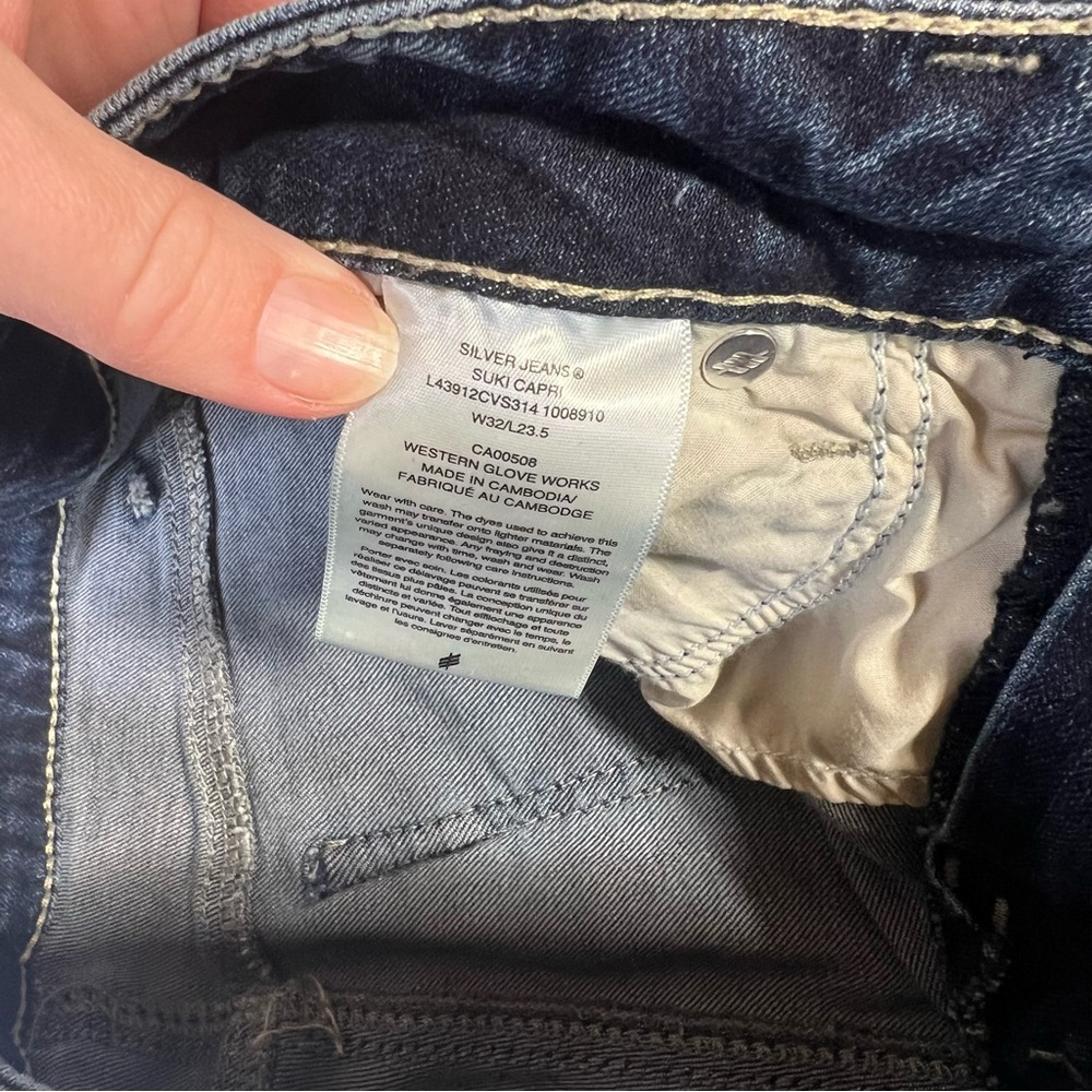 Suki Mid Rise Americana Capri Silver Jeans 32 Suki American Flag Embroidered - Picture 12 of 16